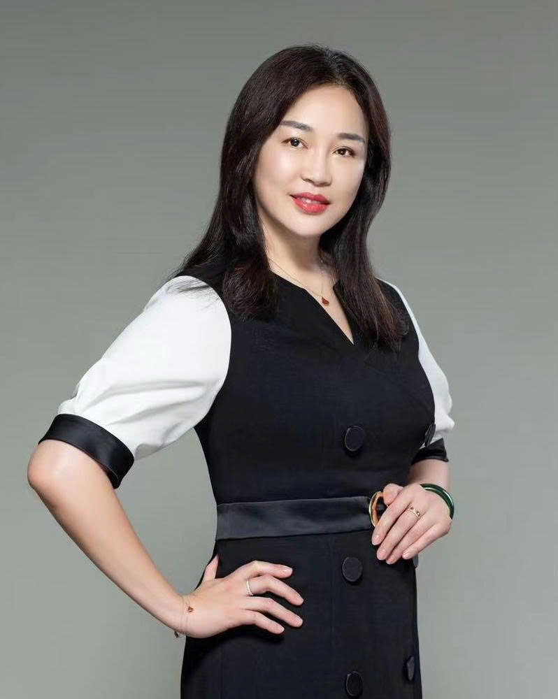 Ms.ElenaDuJian