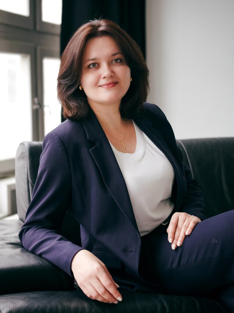 Viktoriia Synelnyk