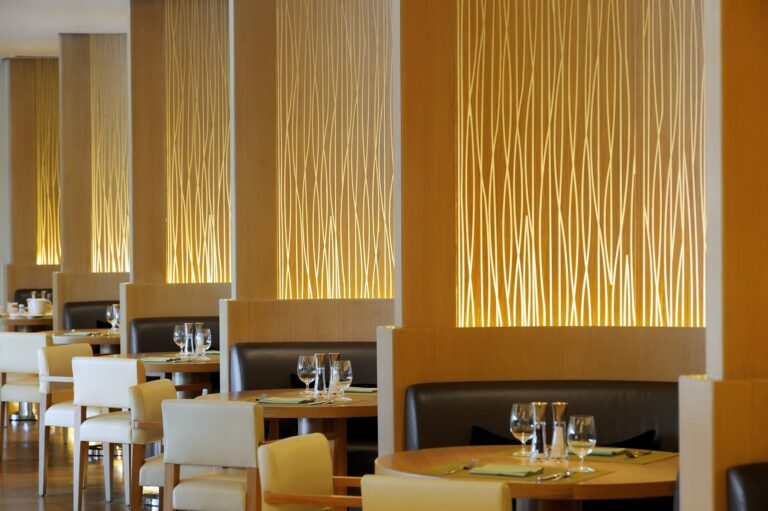 JWMM_Kitchen6_DiningBooths